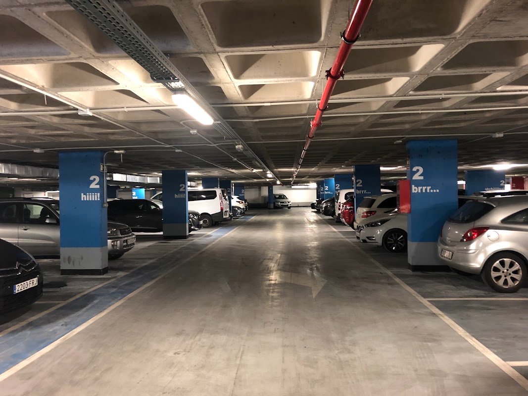 Parking Santa Bárbara Cádiz: 15 € el día, abierto 24 h en Cádiz